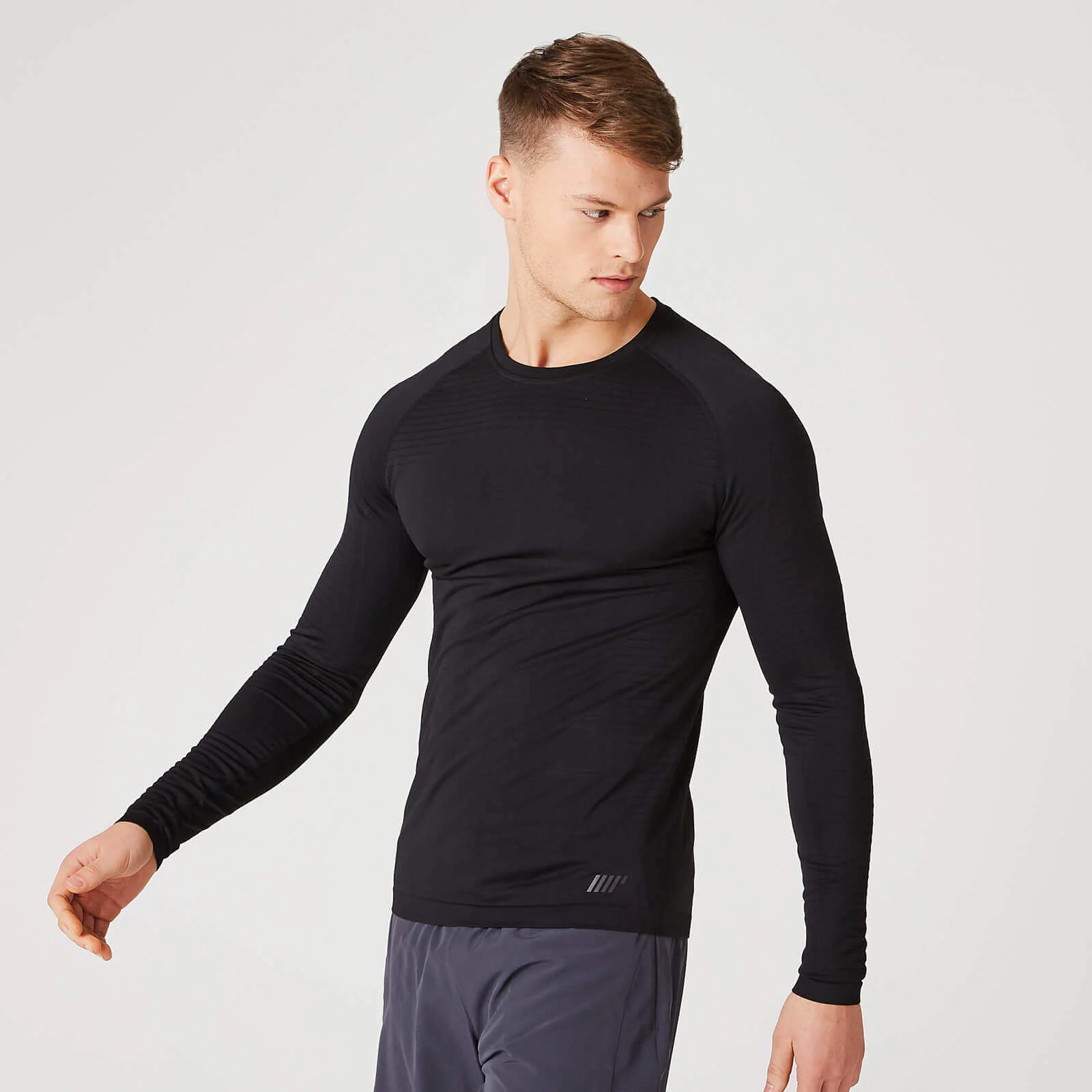 Elite Seamless Pitkähihainen T-Paita – Musta - XS Image 1