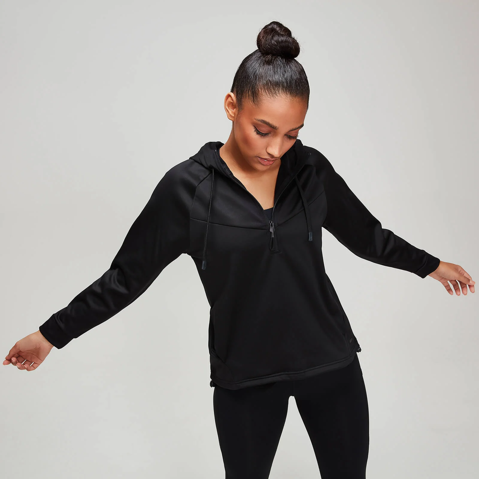 Tech Pull Over Hoodie - Musta - XS Image 1