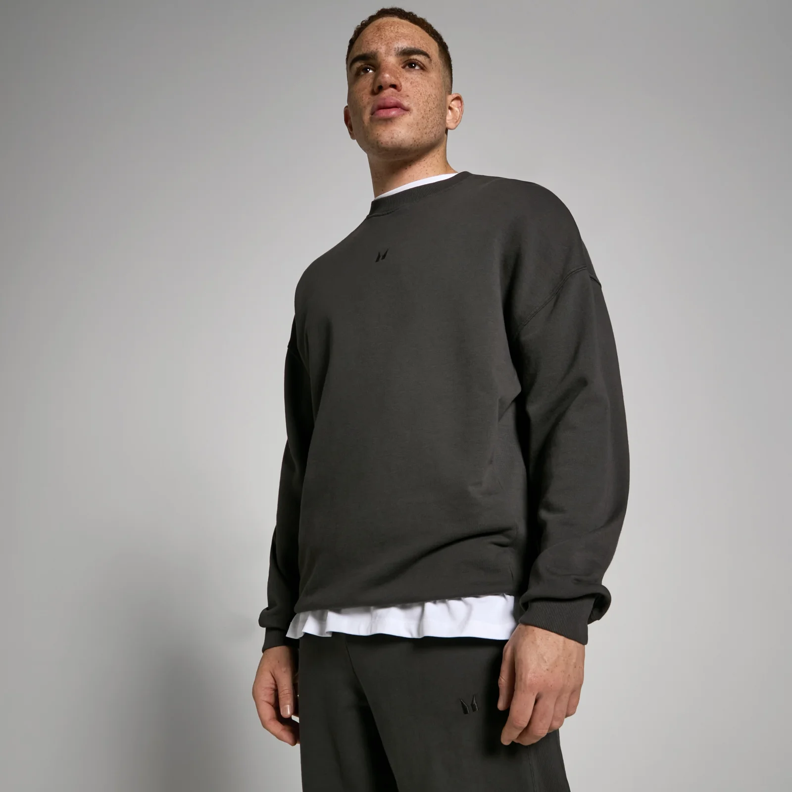 Miesten MP Tempo Washed -collegepusero – pesty musta - XS Image 1