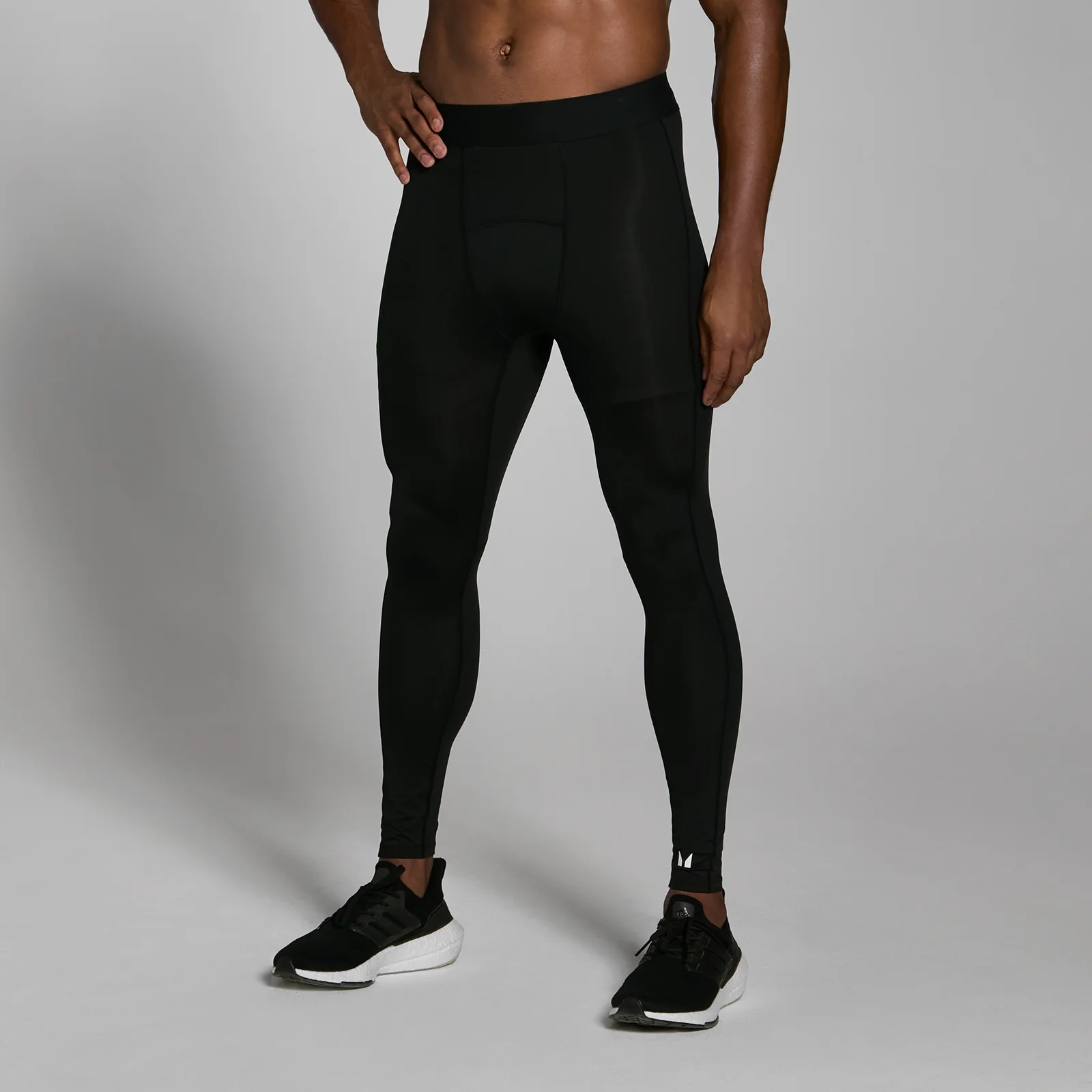 Miesten MP Training Baselayer -leggingsit – mustat - XS Image 1