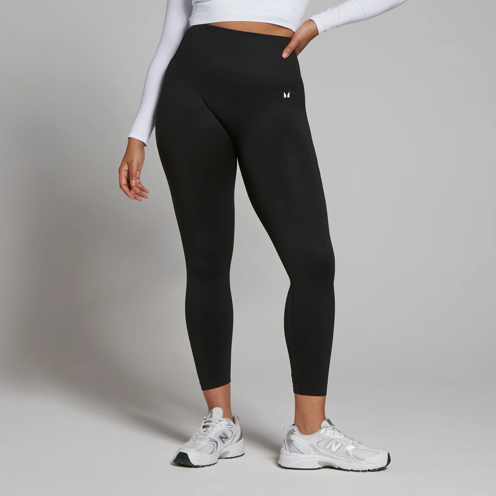 Naisten saumattomat 7/8-pituiset MP Shape -leggingsit – mustat - M Image 1