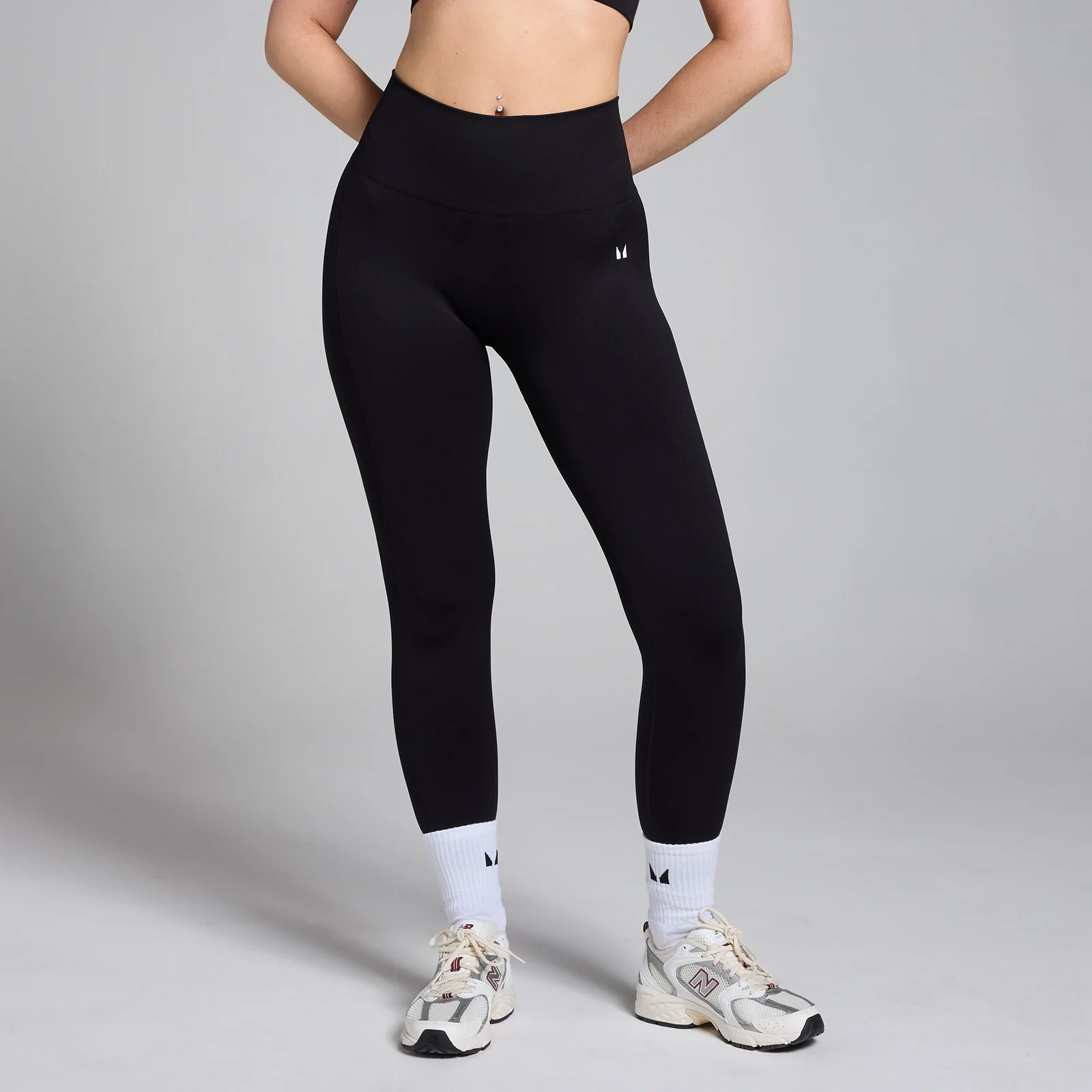 Naisten saumattomat MP Shape -leggingsit – mustat - XXS Image 1
