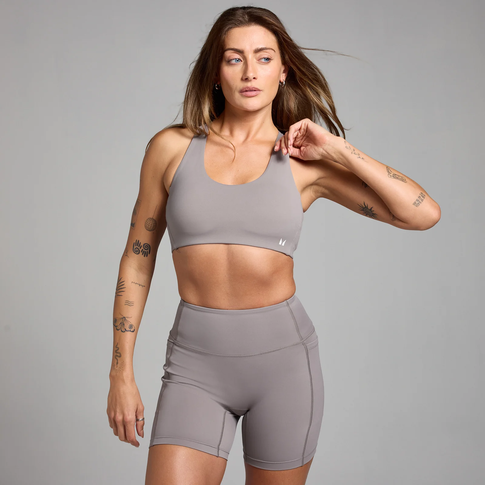 Naisten ristiolkaimiset ja säädettävät MP Active -rintaliivit – Cool Grey - XS Image 1
