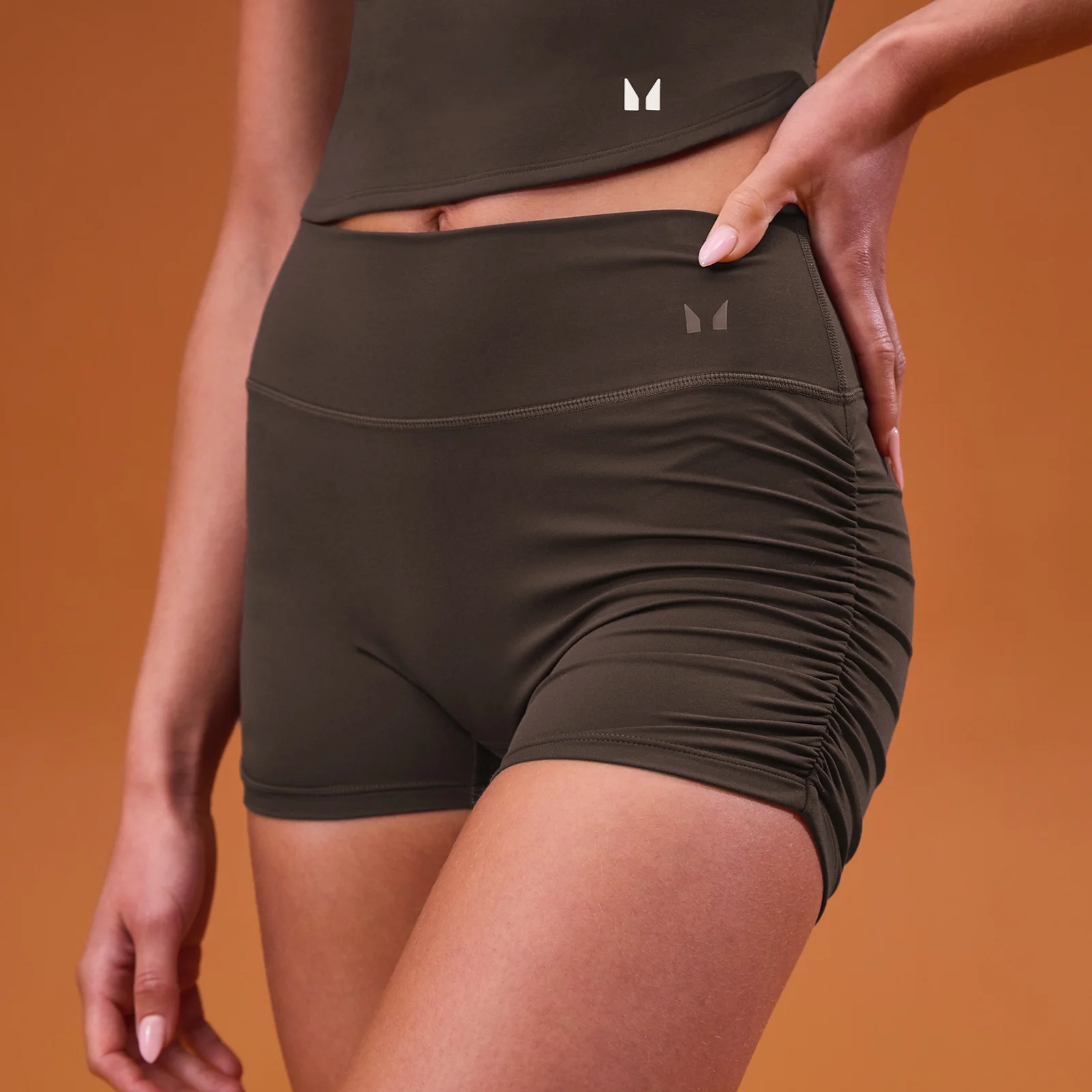 MP Naisten Tempo Side Scrunch -shortsit - Kaakao - XS Image 1