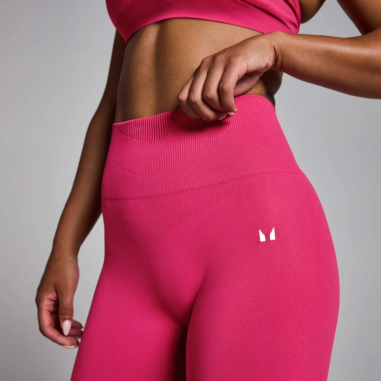 MP Women's Tempo Seamless Flared Leggings - Bold Berry - S Image 4