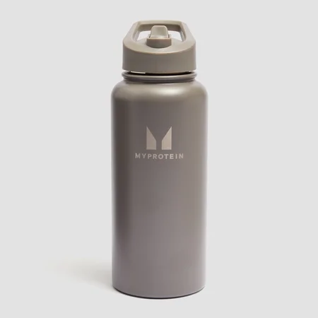 Myprotein Recycled Metal Flip Straw Bottle 1L - Tumma tryffeli
